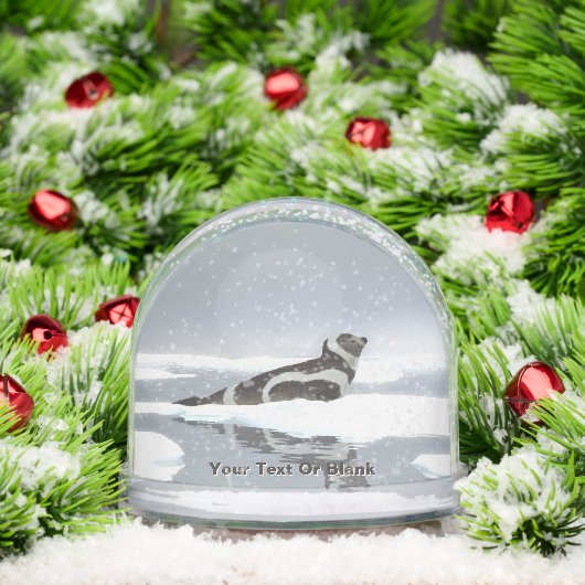 Koolstofafdichting op ijs sneeuwbol (Kerstmis)