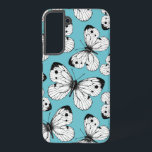 Koolstofvlinderpatroon Samsung Galaxy Hoesje<br><div class="desc">Patroonontwerp gemaakt van koolstof vlinders op blauwe achtergrond.</div>