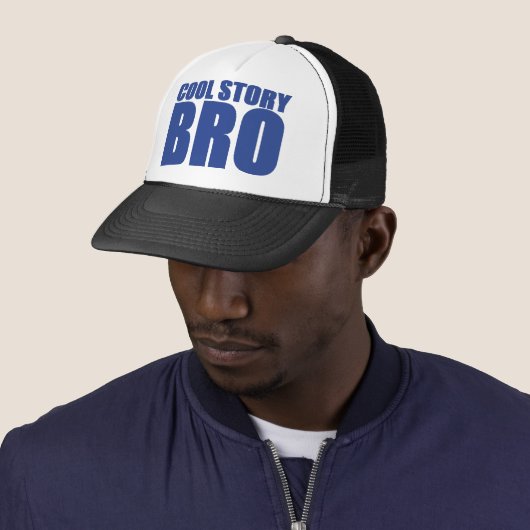 KOOLVERHAAL BRO TRUCKER HAT (ZWART EN BLAUW) TRUCKER PET (In situ)