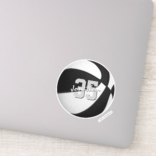 Koop 1 of bulk zwart wit basketbal team kleuren sticker (Detail)