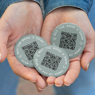 Koop de Bride een Drink Bachelorette Party QR Code Ronde Button 5,7 Cm