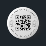 Koop de bruid een Drink Bachelorette QR Code Butto Ronde Button 5,7 Cm<br><div class="desc">Vergeet niet deze "Koop de bruid een Drink" QR-code knoppen voor uw vrijgezellenfeest! Komt overeen met ons Mystical Tarot Kaart Bachelorette Party thema. Bewerk de QR-code eenvoudig met uw eigen code.</div>