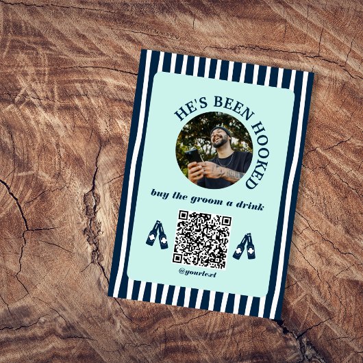 Koop de bruidegom Een Drink Foto QR Code Bachelor  Kaart