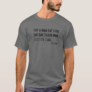 Koop de dag een Man vis die eet op een Man voor ee T-shirt