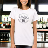 Koop Mij Een Drankje Bruid Bachelorette Feest QR C T-shirt