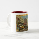 Koop St., New Bedford, Massachusetts Tweekleurige Koffiemok (Voorkant links)