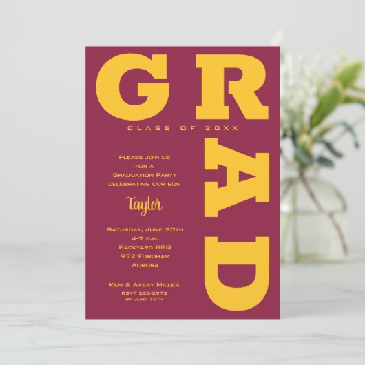 Kop GRAD Goud en Maroon Afstuderen Kaart (Staand voorkant)