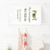 Kopen de champagne wij doen het nog steeds gouden  spandoek (Insitu)