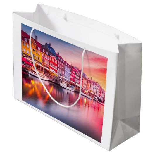 Kopenhagen Groot Cadeauzakje (Achterkant Gekanteld)