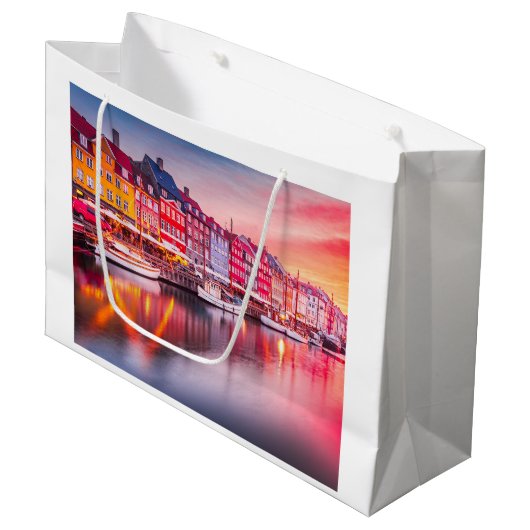 Kopenhagen Groot Cadeauzakje (Voorkant Gekanteld)