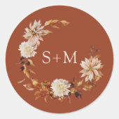 Koperen Herfst Monogram Florale Krans Envelopezege Ronde Sticker (Voorkant)