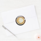 Kopje koffie Latte Leaf-Shape Foam op Houten Naam Ronde Sticker (Envelop)