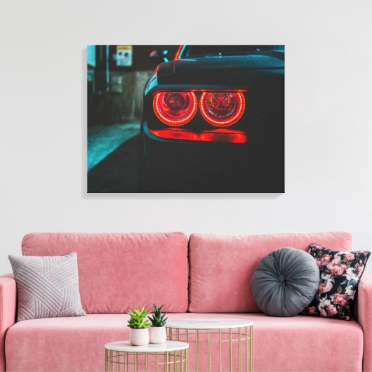 Koplampen Uitgerekte Canvas Print (Insitu (Woonkamer))