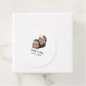 Koppel gezicht foto toevoegen naam datum eenvoudig bedankjes labels (In situ)