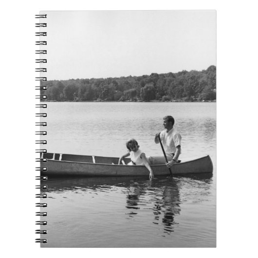 Koppel in een kano notitieboek (Voorkant)