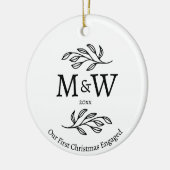 Koppel Monogram Eerste Kerst Verloving Keramisch Ornament (Links)