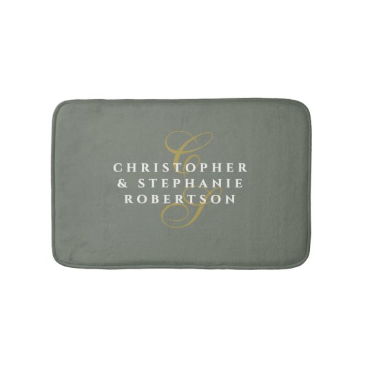 Koppel Monogram Olijfgrijs Goud Wit Minimalistisch Badmat (Voorkant)