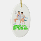 koppels die samen Tennis Keramisch Ornament (Rechts)