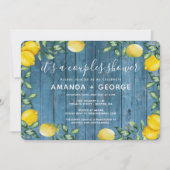 Koppels douche Citroenen en blauw hout Uitnodiging (Voorkant)