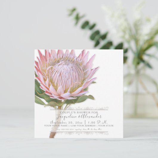 Koppels Douchen Moderne  Roze Protea Bloem Kaart (Staand voorkant)
