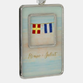 Koppels Monogram Maritime Signal Flags Waterverf Verzilverd Omlijst Ornament (Rechts)