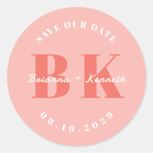 Koptekst Koraal Monogram Save the Date Ronde Sticker