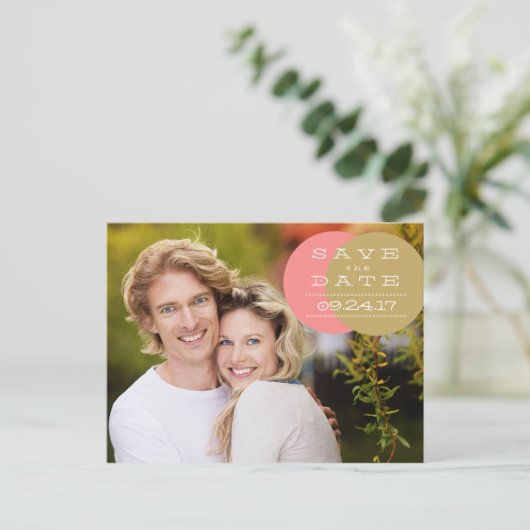 Koraal- en goudcirkels redden het Date Briefkaart (Staand voorkant)