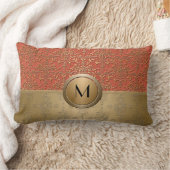 Koraal en Gouden Monogram Damast Patroon Kussen (Deken)