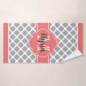 Koraal en grijs Marokkaanse monogrammed Bath Towel Badhanddoek (Badhanddoek)