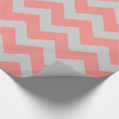 Koraal en grijze Chevron Cadeaupapier (Hoek)