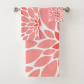 Koraal en grijze Chrysanthema's Floral Pattern Bad Handdoek (Insitu)
