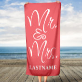 Koraal en witte Mr. en Mrs. monogram Strandlaken