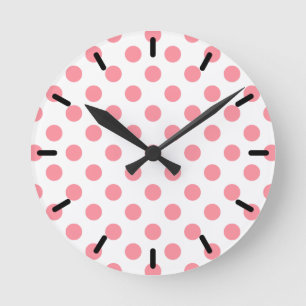 Koraal- en witte polkadots ronde klok