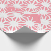 Koraal geometrisch patroon cadeaupapier (Hoek)