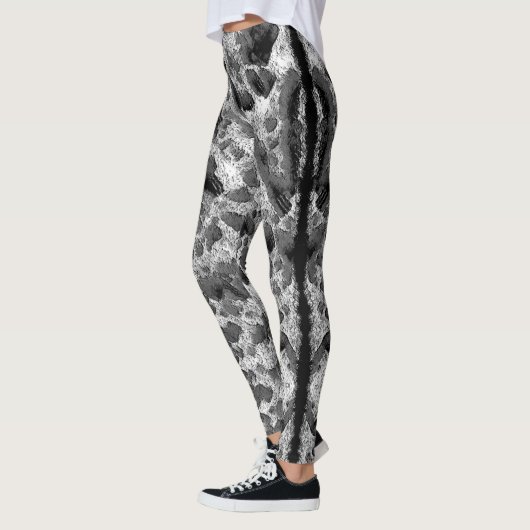 Koraal met zwarte en witte kleur leggings (Links)