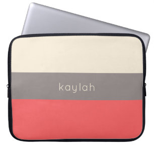 Koraal-minimalistisch kleurenblokpatroon met naam laptop sleeve