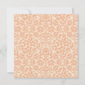 Koraal of peach en crème Floral Damask Wedding Kaart (Achterkant)