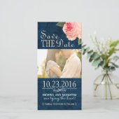 Koraal Pioen en Marine Blauwe 'Save the Date' Foto Save The Date (Staand voorkant)