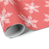 Koraal Rode en Witte Sneeuwvlokken Patroon Kerstmi Cadeaupapier (Rol Hoek)