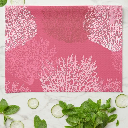 Koraalafdruk, schaduwen van koraalroze keuken naar theedoek (Gevouwen)