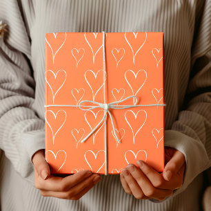Koraalroze Chic wit hart omlijnd frame Cadeaupapier