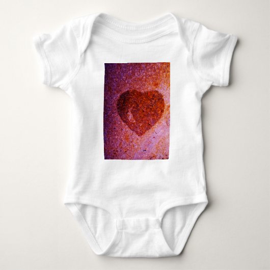 koraalroze hart romper (Voorkant)