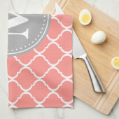 Koraalroze Marokkaans Lattice Gray Monogram Theedoek (Quarter Fold)