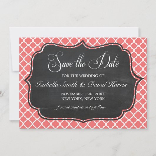 Koraalroze Quatrefoil en Chalkboard Save the Date (Voorkant)