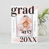 Koraalroze Waterverf Penseelfoto Afstuderen Kaart (Staand voorkant)