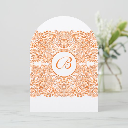 Koraalse Oranje Tortelduifjes Weddenschap Kaart (Staand voorkant)