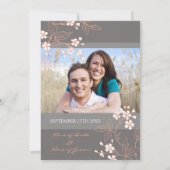 Koral Gray Floral Foto Weddenschap Kaarten (Achterkant)