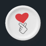 Korea v vinger, wave of Koreaanse hand. k-pop Papieren Bordje<br><div class="desc">I hou van je. Korea v vinger wave muziek, golf of Koreaanse hand. Hallyu k-pop of kpop-dans symbool. Vrede, vriend, liefde, romantisch, huwelijks teken. Hart Hand symbool. Het V teken is een handgebaar, men steekt de wijsvinger en middelvinger tegelijk op in de vorm van een een V, terwijl de andere...</div>