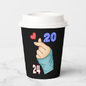 Koreaans hart 2024 papieren bekers (Achterkant)
