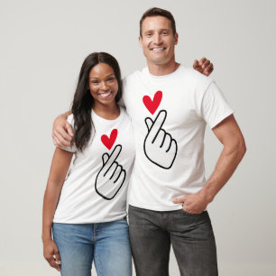 Koreaans vingerhart t-shirt